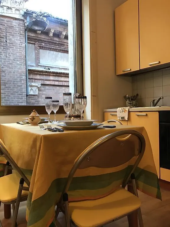 Kibilu - Via Falcone - City Centre - Duomo Milano Italien